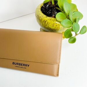 Burberry Beige Sunglasses Case